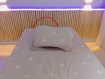webcam girl little_effy18 live cam image #8199207