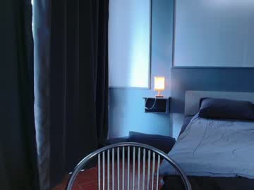 webcam girl bitter_moon live cam image #8731919