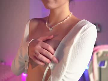 webcam girl kateuwugirl live cam image #10401429