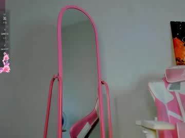 webcam girl ehotloveaea live cam image #9810090