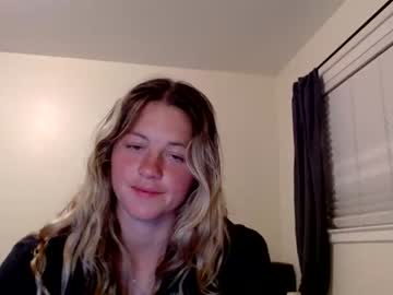 webcam girl rebeccafields live cam image #2341674