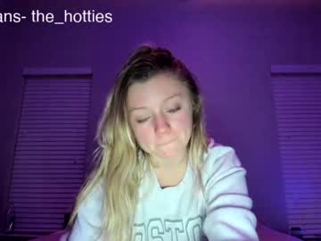 webcam girl the_hotties live cam image #4083499