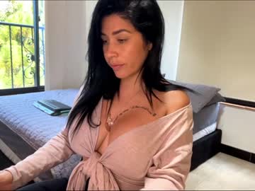 webcam girl amy_queen7 live cam image #4203889