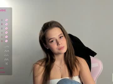 webcam girl brittcubitt live cam image #8754208
