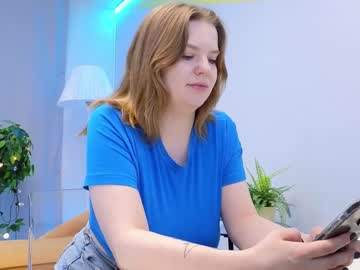 webcam girl lovlybambi live cam image #7810912