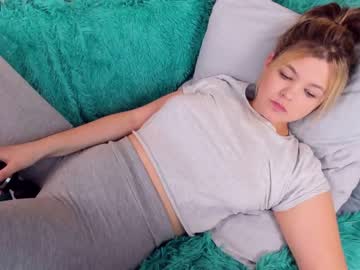 webcam girl dianaholiday live cam image #2098010