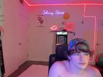 webcam man thejohnnystone live cam image #12637326