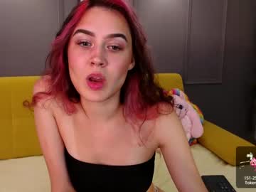 webcam girl kris_amore live cam image #3130097