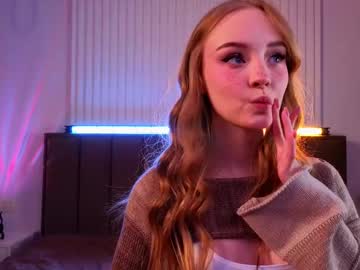 webcam girl lissa_meooow live cam image #10180985
