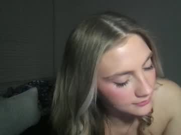 webcam girl daisyparkerxo live cam image #8182381