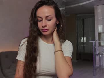 webcam girl yourhanna live cam image #10275455