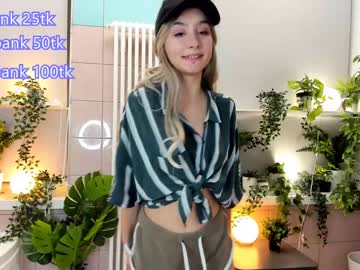 webcam girl _osmiom_ live cam image #3667663