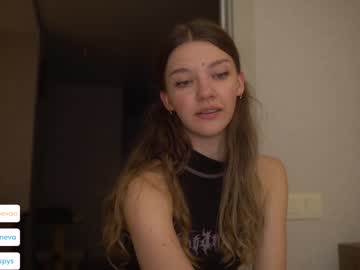 webcam girl coyness_geneva live cam image #7668976