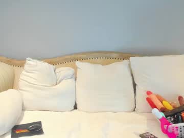 webcam girl eatmygingersnapps live cam image #11360303