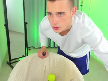webcam man mason_diaz live cam image #8831217