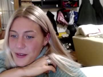 webcam girl bambis_honeypot live cam image #1546332