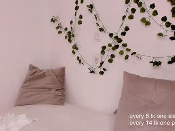 webcam girl mary_lepson live cam image #11146675