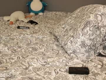 webcam girl bestblondiiecb live cam image #12793068