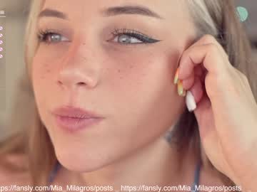 webcam girl mia_milagros live cam image #3029929