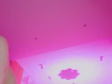 webcam girl aveksmr live cam image #9217750