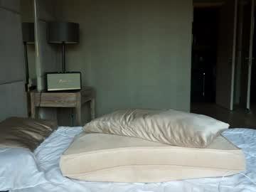 webcam girl brandiloveee live cam image #9874857