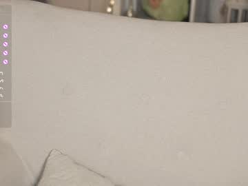 webcam girl mia_milagros live cam image #6791579