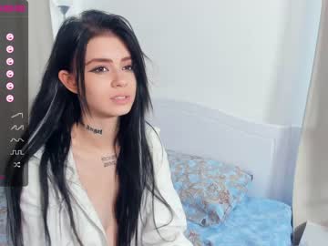 webcam girl elfas_cute live cam image #6396085