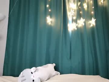webcam girl small_blondee live cam image #6872765