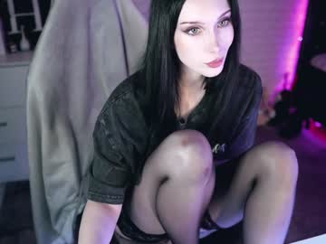 webcam girl uindi live cam image #10424574