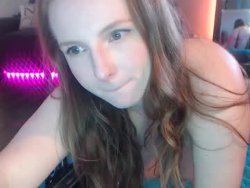 webcam girl skyewatson live cam image #2339389