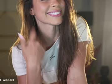 webcam girl tifalock_ live cam image #8767265