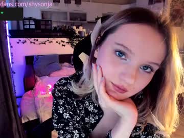 webcam girl sonjashy live cam image #1593783