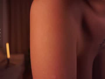 webcam girl anuricbriny live cam image #11354725
