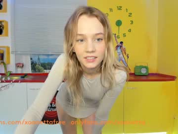 webcam girl xoanetta live cam image #1798293