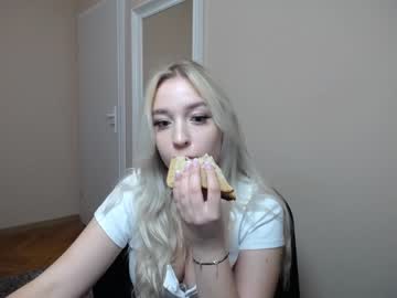 webcam girl silvia_leigh live cam image #266715