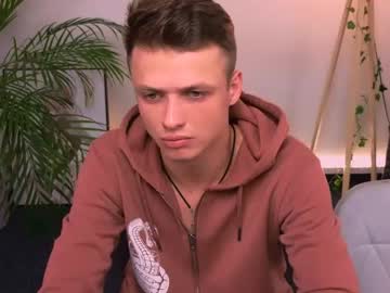 webcam man max_poower live cam image #8274962