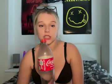 webcam girl jessicapearsons live cam image #12809796
