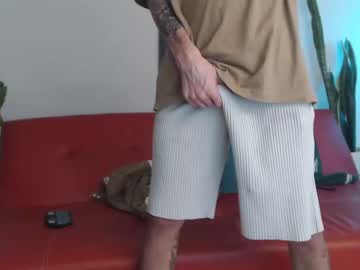 webcam man fratguysonline live cam image #3843532