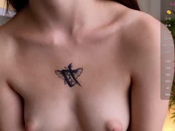 webcam girl nancy__white live cam image #10019010