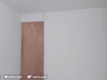 webcam girl sabrina_geek live cam image #11107575