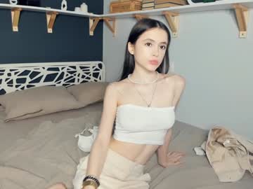 webcam girl thirst_to_love live cam image #9947842