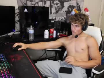 webcam man maxednat live cam image #6773456