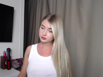 webcam girl cute18cute live cam image #3733617