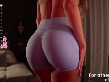 webcam girl heyhorny_cb live cam image #11680623