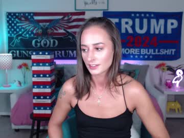 webcam girl holihurricane live cam image #9406160