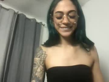 webcam girl mercedes_111 live cam image #10171216