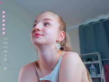 webcam girl _magic_smile_ live cam image #10403046