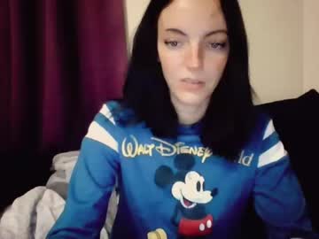 webcam girl megan__foxxy live cam image #744786