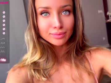 Screenshot from tqlas live webcam sex show