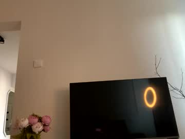 webcam girl bitter_moon live cam image #10026904